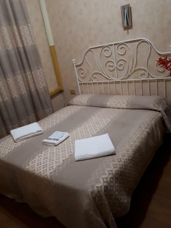 Renting Rooms Roma Exterior foto