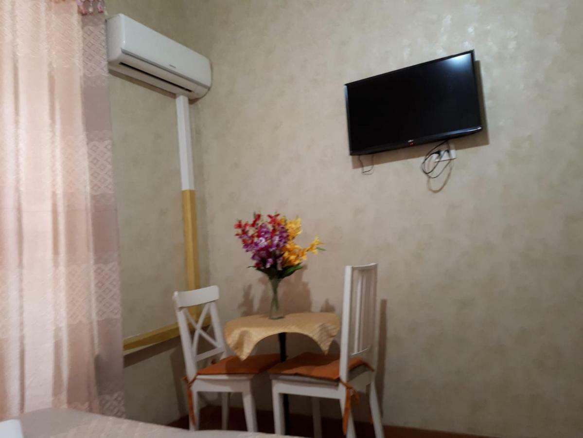 Renting Rooms Roma Exterior foto