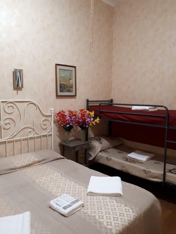Renting Rooms Roma Exterior foto