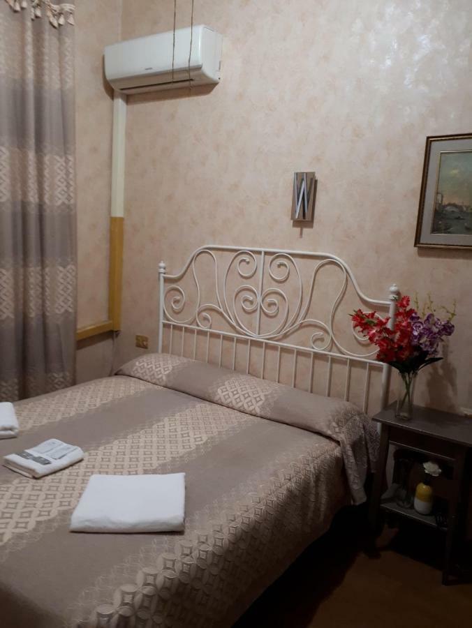 Renting Rooms Roma Exterior foto