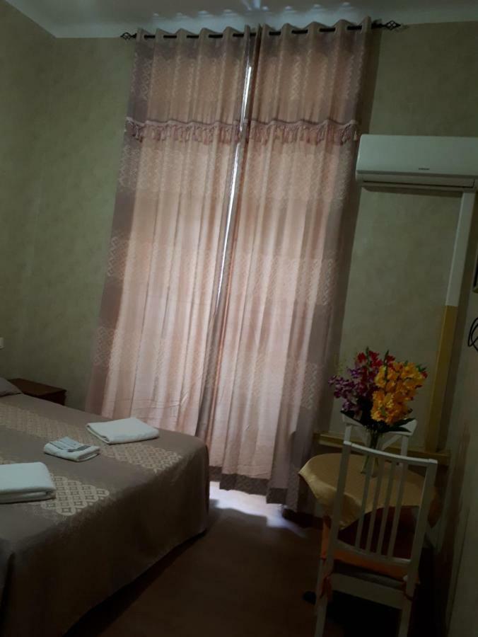 Renting Rooms Roma Exterior foto