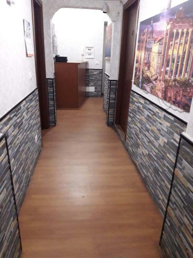 Renting Rooms Roma Exterior foto